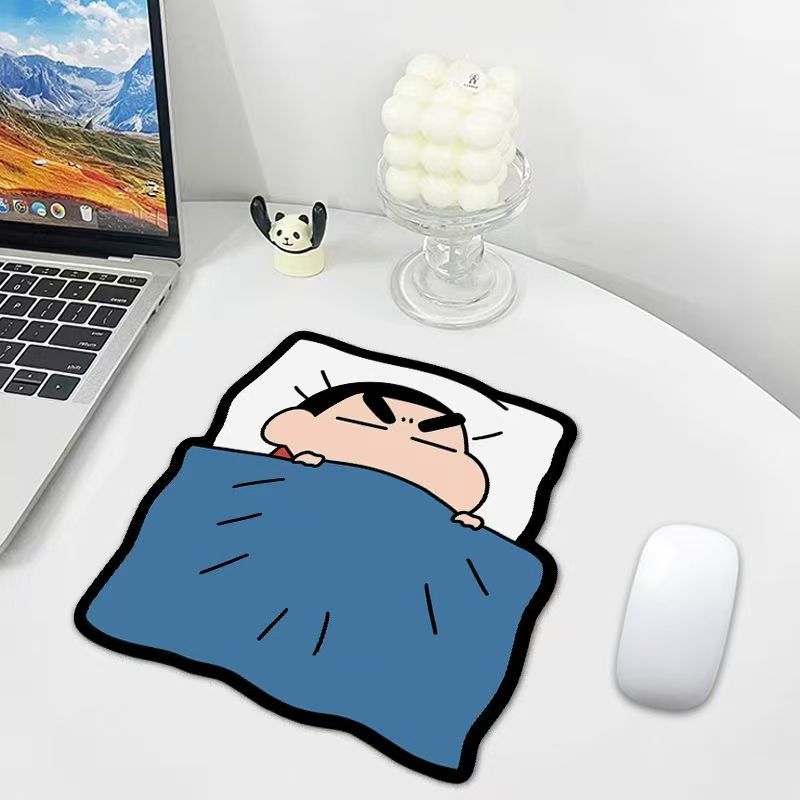 Alas Mouse Crayon Shinchan Luc - Desk Setup Cute ulasan dan harga